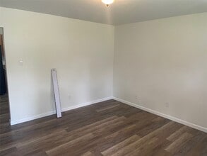 502 St Matthew Ave in O'Fallon, MO - Building Photo - Building Photo