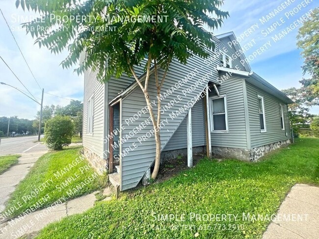 property at 430 S Hanover St