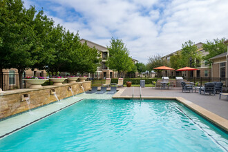 Encore Alsbury in Burleson, TX - Foto de edificio - Other