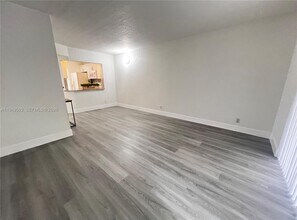 9156 NW 40th St in Coral Springs, FL - Building Photo - Building Photo