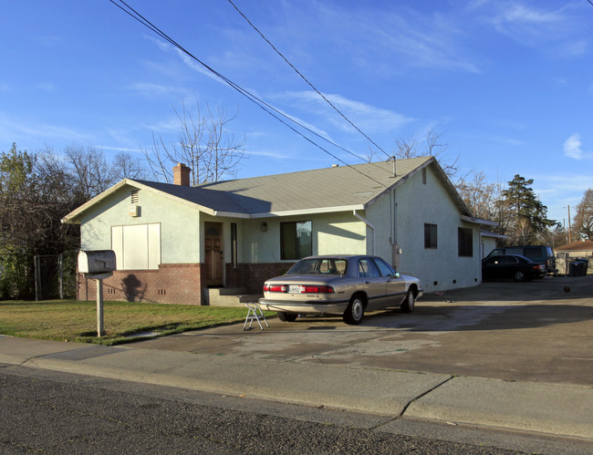 4221-4241 Soledad Ave in Sacramento, CA - Building Photo - Building Photo