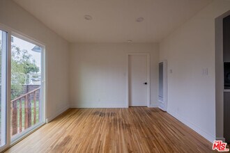 17901 Crenshaw Blvd in Torrance, CA - Building Photo - Building Photo