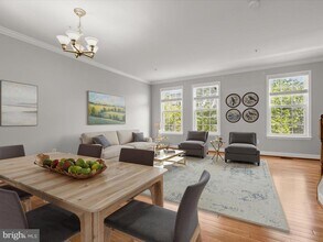 563 Pelican Ave in Gaithersburg, MD - Building Photo - Building Photo