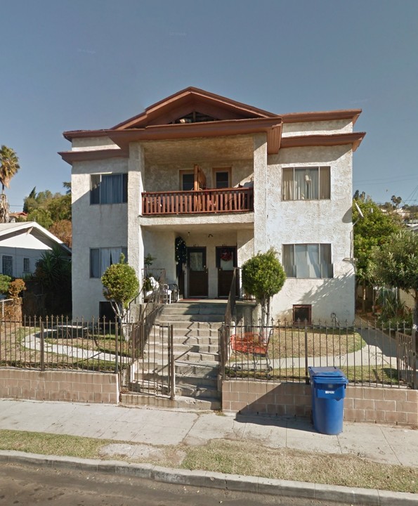 629 Romulo St in Los Angeles, CA - Building Photo