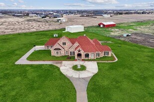 1405 Gateway Blvd in Forney, TX - Building Photo