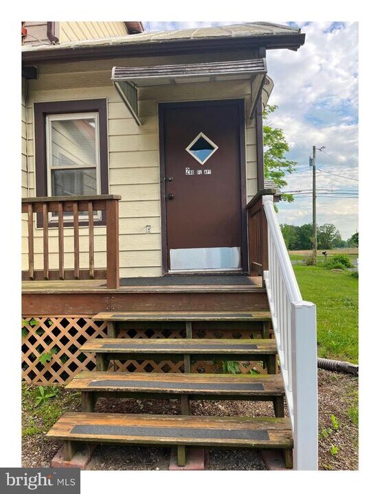 300 Wheat Rd in Vineland, NJ - Building Photo