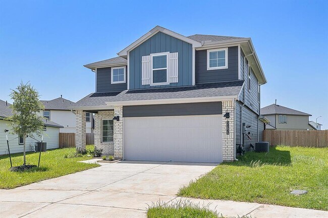 property at 31634 Whittis Hl Wy
