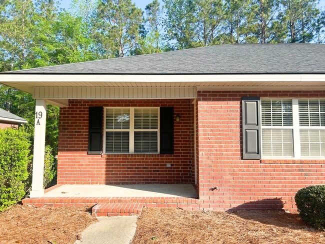 property at 19 Pate Pl
