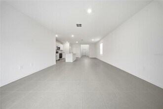 5739 Purple Finch Ave in Wimauma, FL - Building Photo - Building Photo