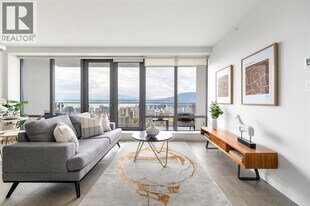 1028 Barclay St in Vancouver, BC - Building Photo