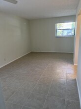 6045 Eberts St in Jupiter, FL - Building Photo - Building Photo