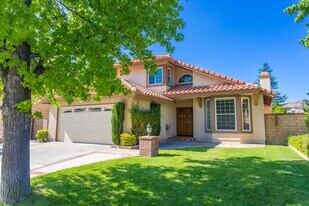 20526 Caitlin Ln in Santa Clarita, CA - Building Photo