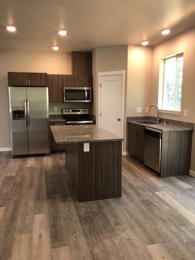 1836 Eastgate Loop in Ferndale, WA - Building Photo - Building Photo