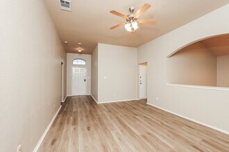 13532 Baldcypress Dr in Dallas, TX - Building Photo - Building Photo