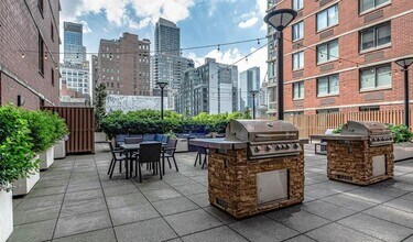 475 9th Ave in New York, NY - Building Photo - Building Photo