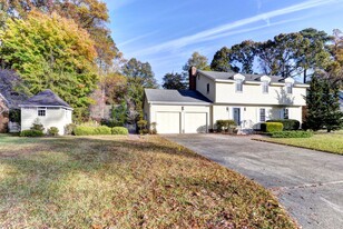 65 James Landing Rd