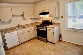 5904 Lemay Rd in Rockville, MD - Building Photo - Building Photo