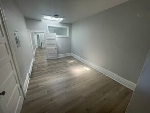 116 W Main St, Unit Apartment #3 in Hamilton, MT - Building Photo - Building Photo