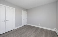 St. Laurent Apartments - 6