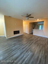 6224 Barry Dr W in Jacksonville, FL - Building Photo - Building Photo