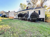 1840 Headland Dr in East Point, GA - Building Photo - Building Photo