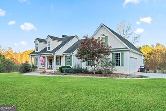 572 Austin Rd in Newnan, GA - Building Photo - Building Photo