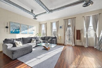 1696 Simms St in Aurora, IL - Building Photo - Building Photo