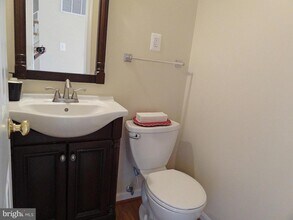 8702 Victory Ln in Potomac, MD - Building Photo - Building Photo