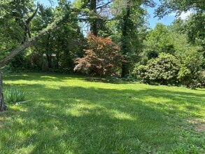 77 Overlook Rd in Asheville, NC - Building Photo - Building Photo