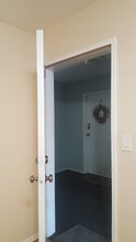 38 Woodedge Ave in Edison, NJ - Building Photo - Building Photo
