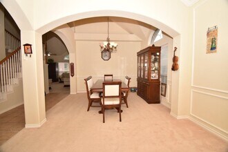 5727 Carta Valley Ln in Richmond, TX - Foto de edificio - Building Photo