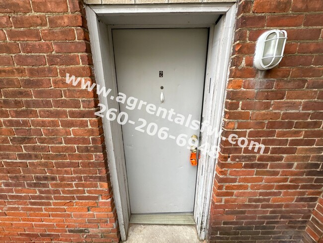 110 S Cowen St Exd in Garrett, IN - Building Photo - Building Photo