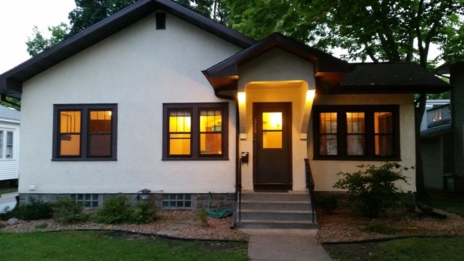 property at 2118 Cass St