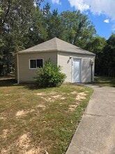 216 Roundhouse Rd in Paducah, KY - Foto de edificio - Building Photo