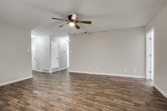 1912 Jasmine Ln in Plano, TX - Building Photo - Building Photo