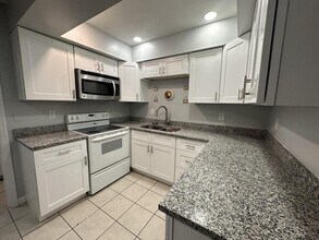 709 SE 8th Terrace in Cape Coral, FL - Building Photo - Building Photo