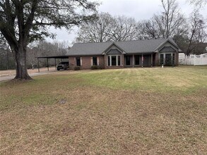 5740 Jane Rd in Millbrook, AL - Building Photo - Building Photo