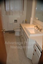 259 Walnut Dr S in Monmouth, OR - Building Photo - Building Photo