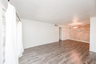 2609 Marilee Ln-Unit -2 in Houston, TX - Building Photo - Building Photo