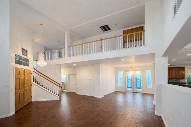 632 Fisher Cir in Folsom, CA - Foto de edificio - Building Photo