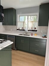 1433 Jasmine St in San Mateo, CA - Building Photo - Building Photo