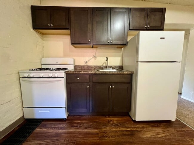 property at 3322 Ward St