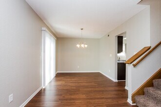 707 Deer Trail Dr in Indianapolis, IN - Building Photo - Building Photo
