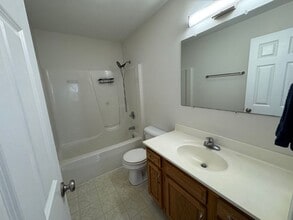 534 Eagle Ridge Dr in Chatham, IL - Building Photo - Building Photo