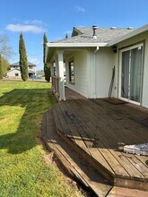 183 E Roosevelt St in Carlton, OR - Building Photo - Building Photo