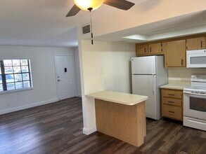 4245 Oak Terrace Dr in Greenacres, FL - Building Photo - Building Photo