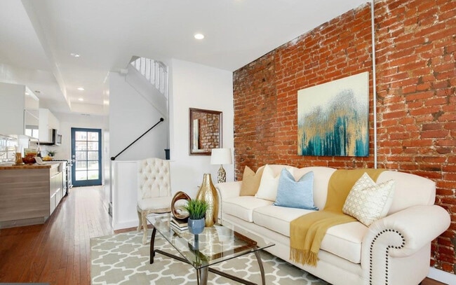 property at 330 Elm St NW
