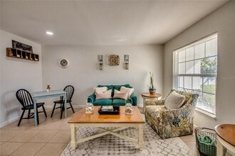 11594 1st Ave, Unit 2 in Punta Gorda, FL - Foto de edificio - Building Photo