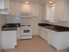 11901 Washington Blvd in Los Angeles, CA - Building Photo - Building Photo