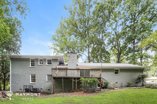 2644 Club Valley Dr NE in Marietta, GA - Building Photo - Building Photo